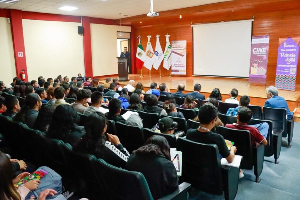 1709853340 GOBIERNO DE CHIMALHUACAN E INFOEM REALIZAN CINE CONVERSATORIO PREVENCION DE