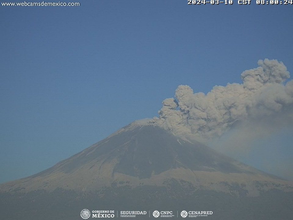 1710133901 689 MUY ACTIVO EL VOLCAN POPOCATEPETL PERO CONTINUA EN SEMAFORO AMARILLO