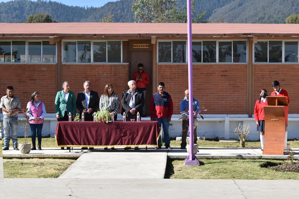 1710346413 246 Esta manana nuestra Presidenta Municipal asistio al Homenaje Civico en