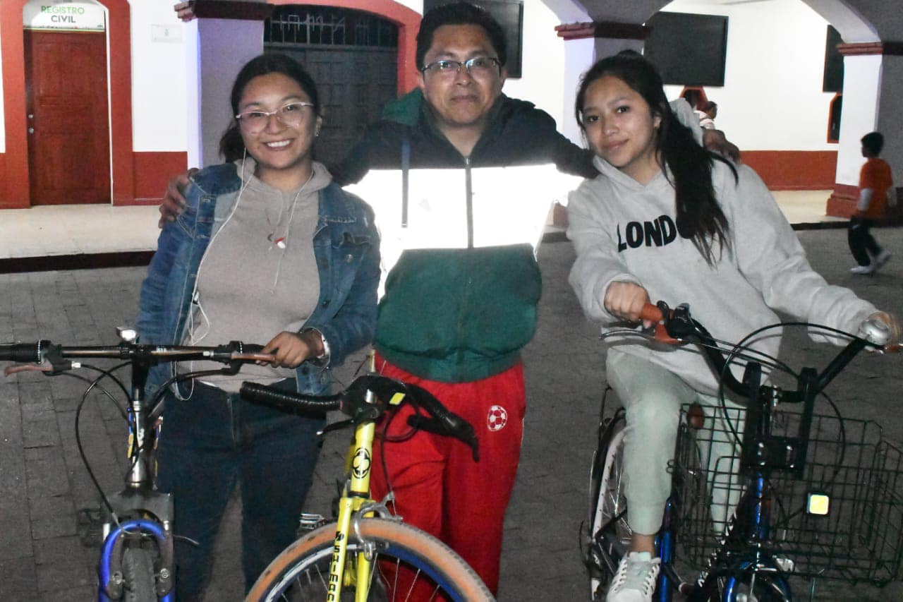 1710539087 300 ¡Pedaleando por la noche con amigos La rodada nocturna es