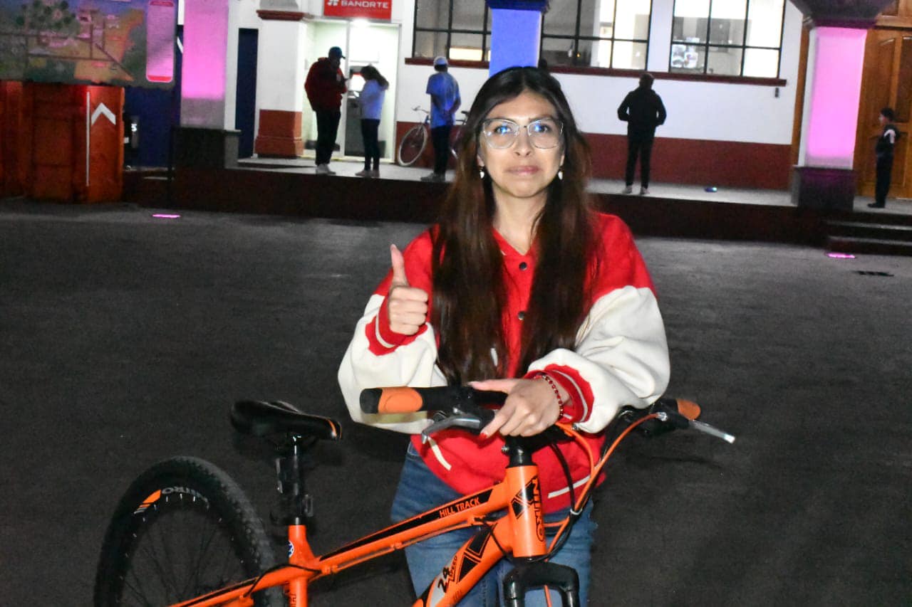 1710539087 654 ¡Pedaleando por la noche con amigos La rodada nocturna es