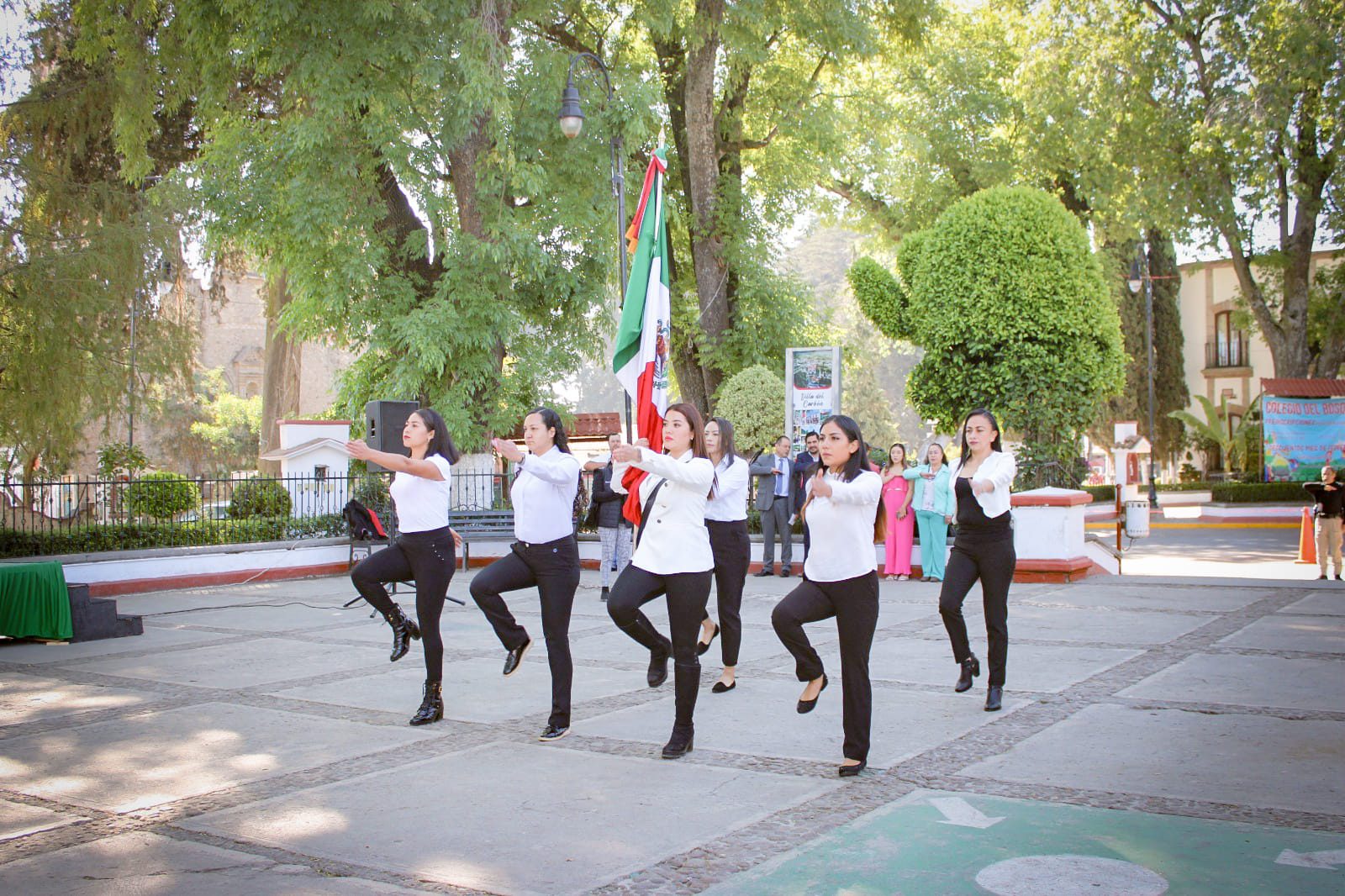 1714769501 989 Hoy en la Plaza Hidalgo se conmemoro el CCXVIII Aniversario