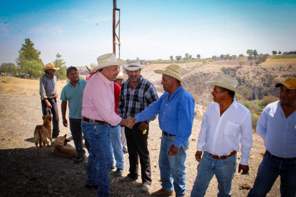 1714896096 Hoy platicamos con los vecinos de San Luis Anahuac y scaled