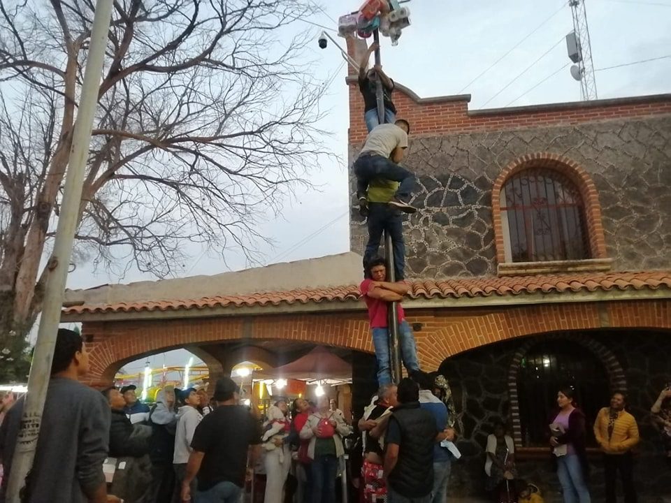 1715060862 312 SAN BARTOLOME ACTOPAN TRADICIONAL PALO ENSEBADO Es una de las