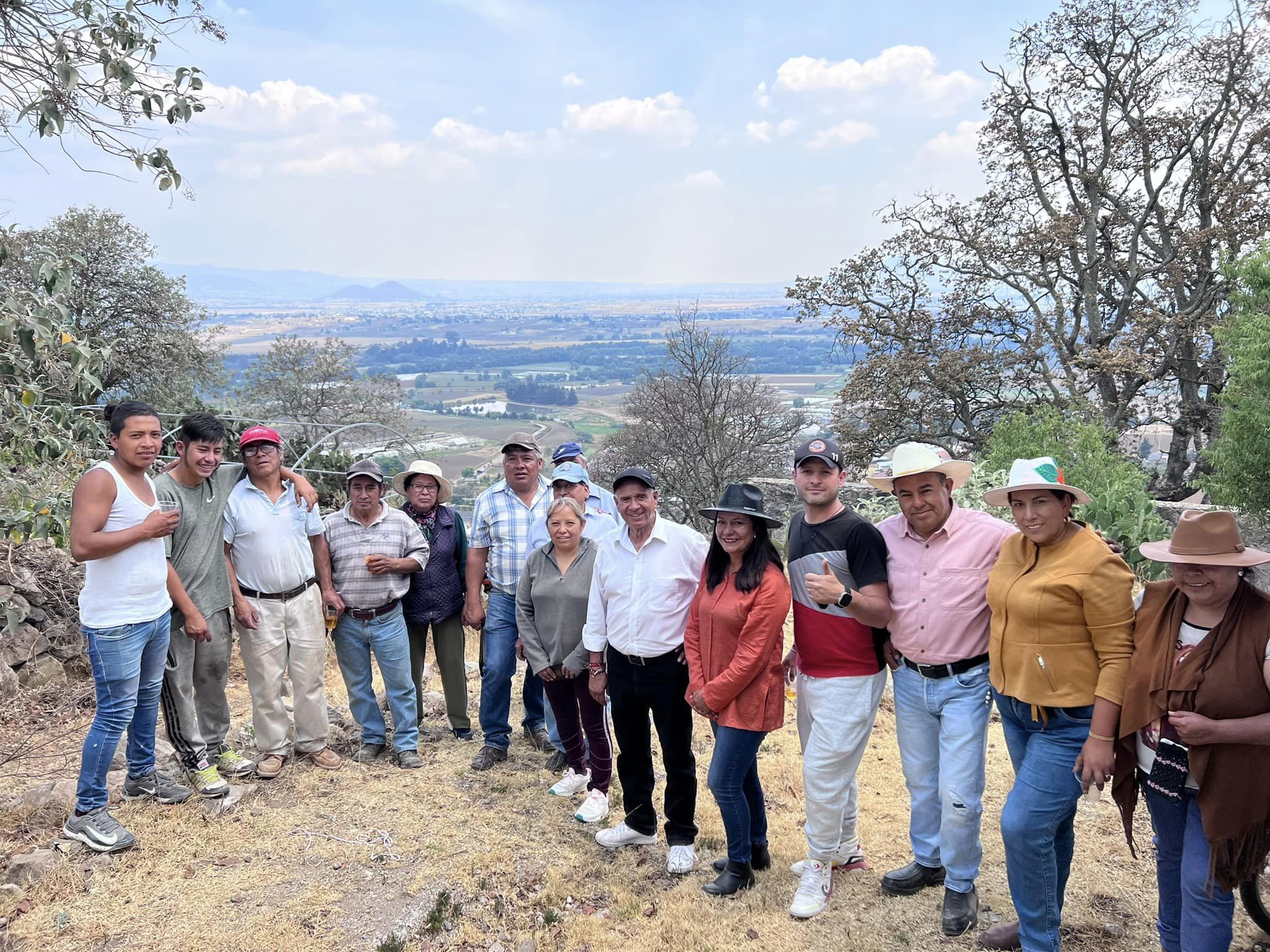 1715117653 322 En el Campo Jocotitlense existen hombres y mujeres que todos