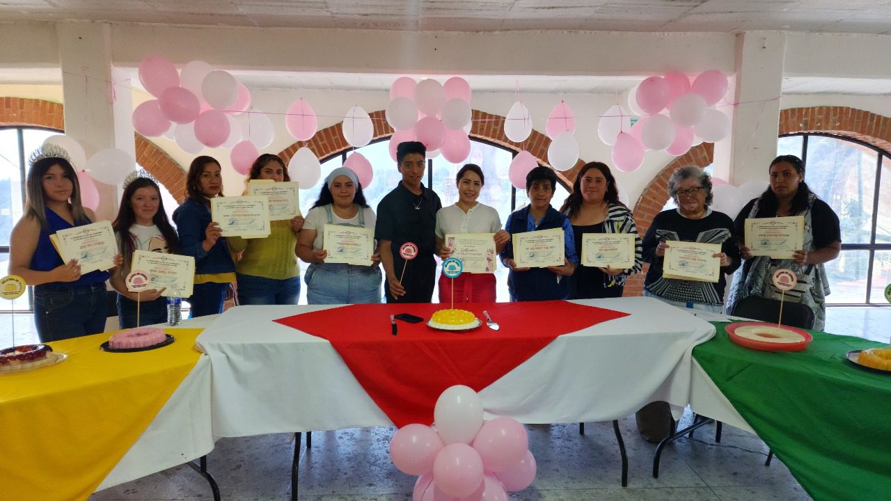 1715172068 393 Felicidades a todos los Jilotzinguenses que recientemente concluyeron su curso