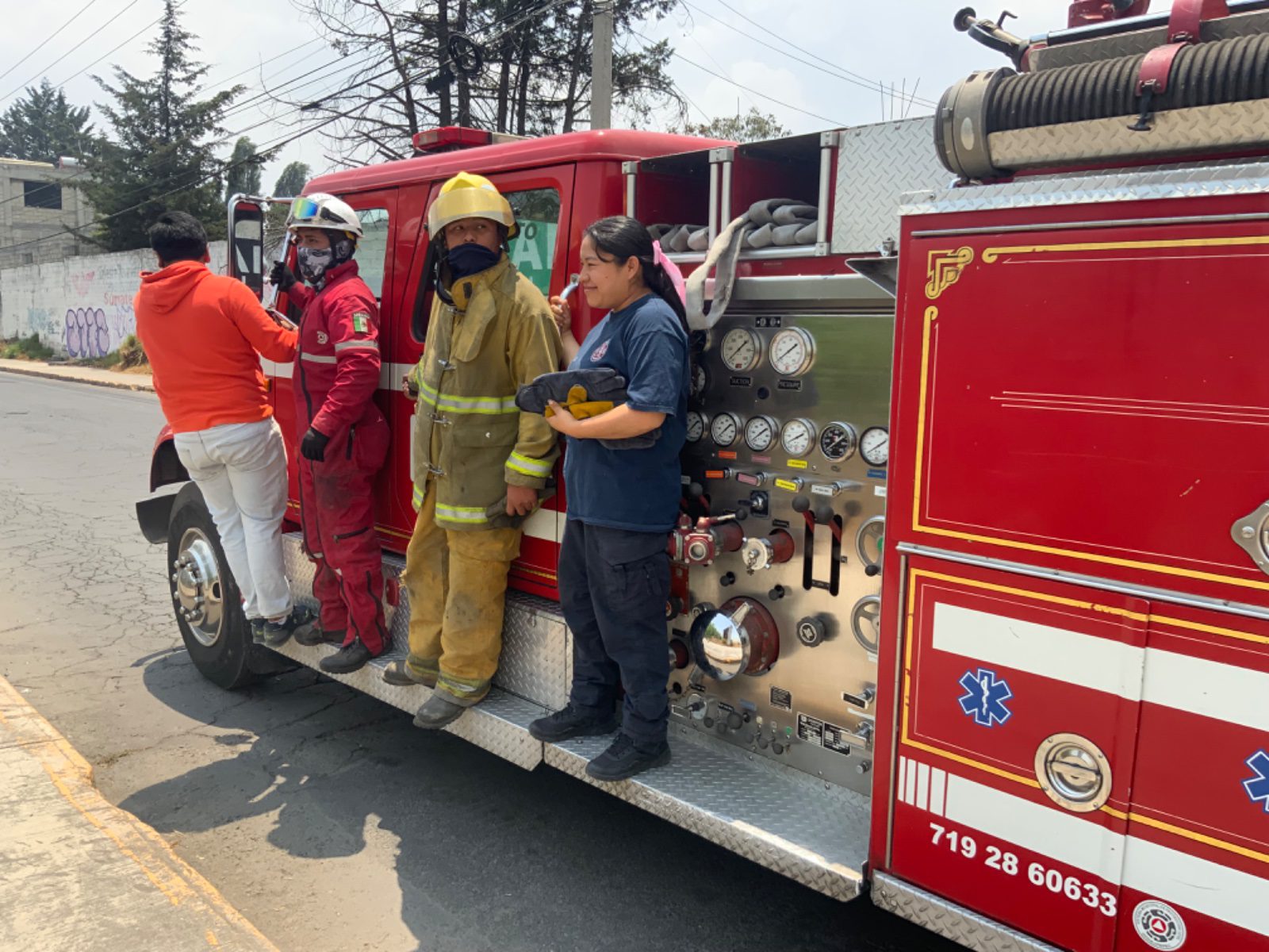 1715279264 963 ProteccionCivil Los bomberos de Otzolotepec controlan un incendio en