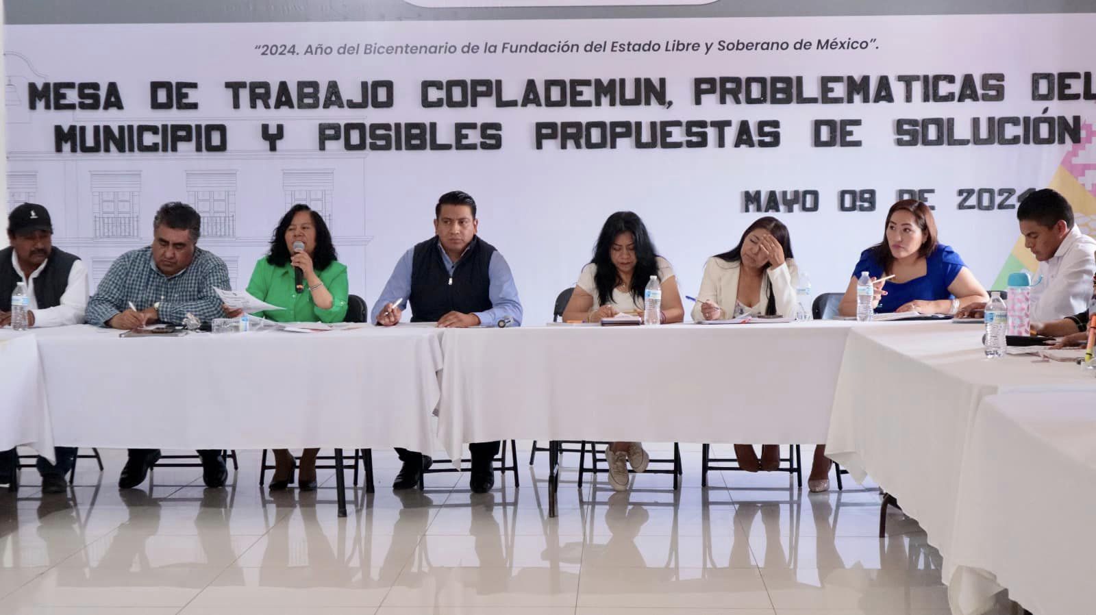 1715335534 610 Mesa de trabajo con servidores publicos municipales para colaborar con