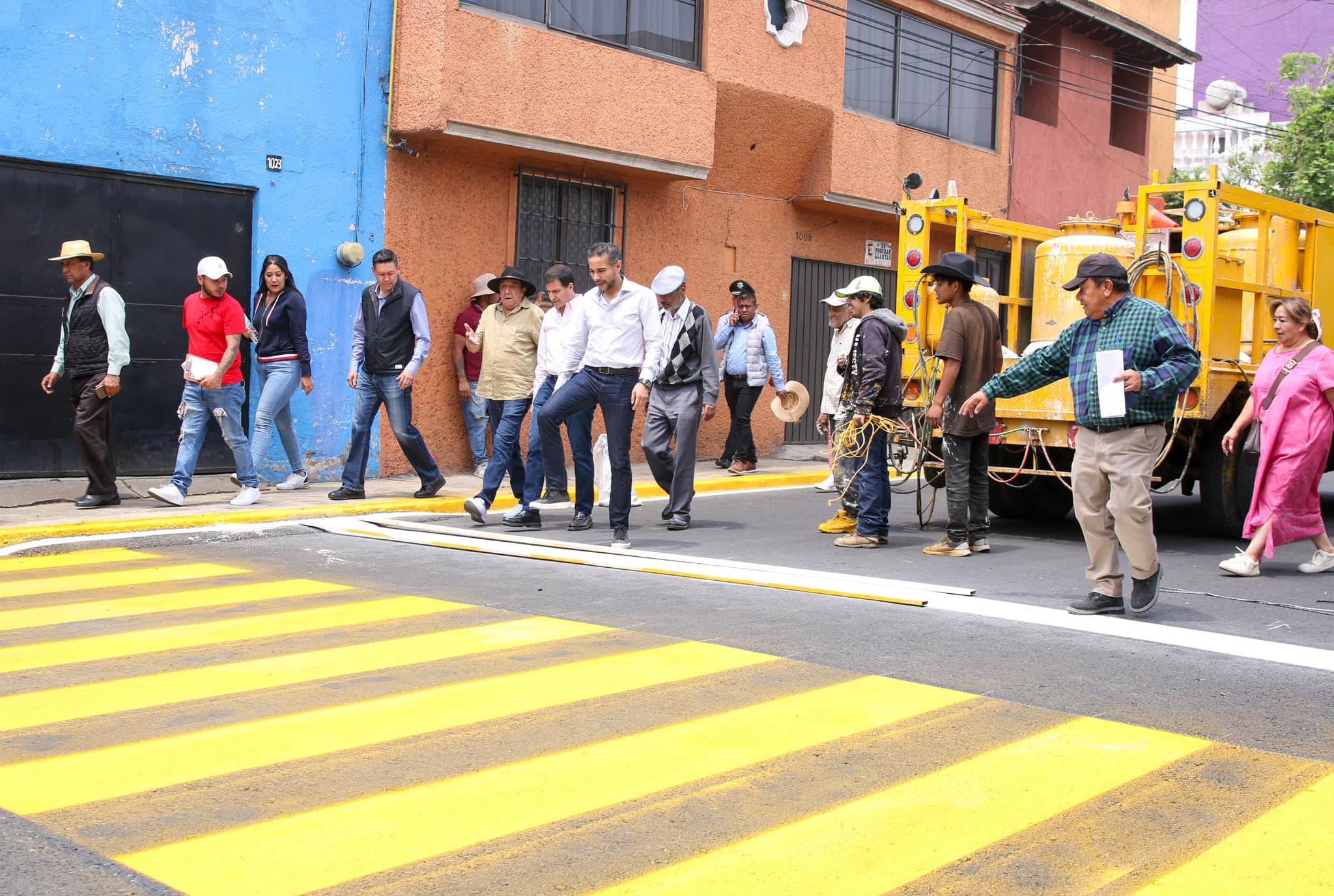 1715384926 464 Acompanado por vecinos hoy supervisamos dos importantes obras en nuestra