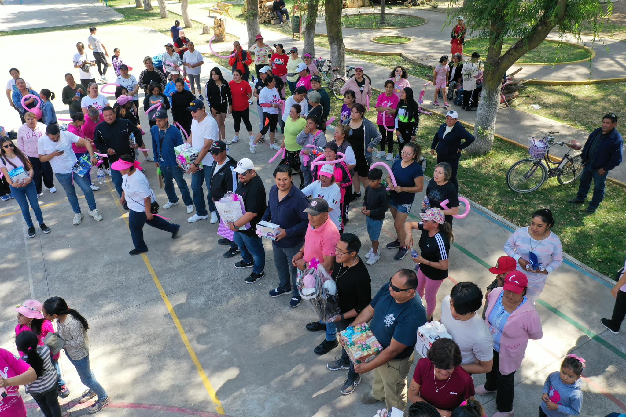 1715562568 274 ¡Llego la banda a la clase de ZumbaSabatina