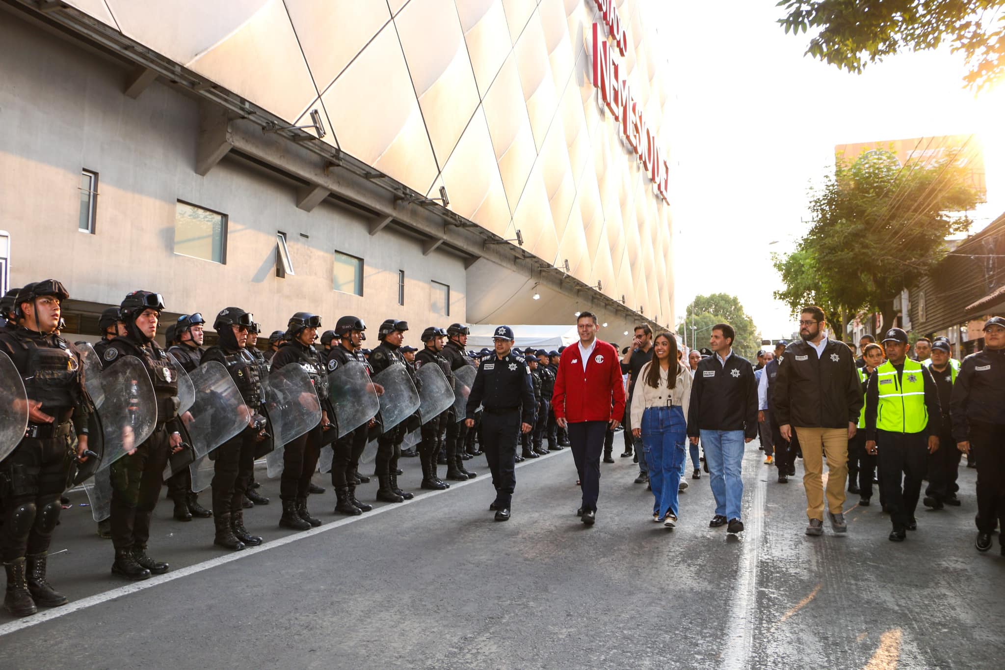 1715583747 606 Previo al partido entre Toluca FC y Guadalajara junto al