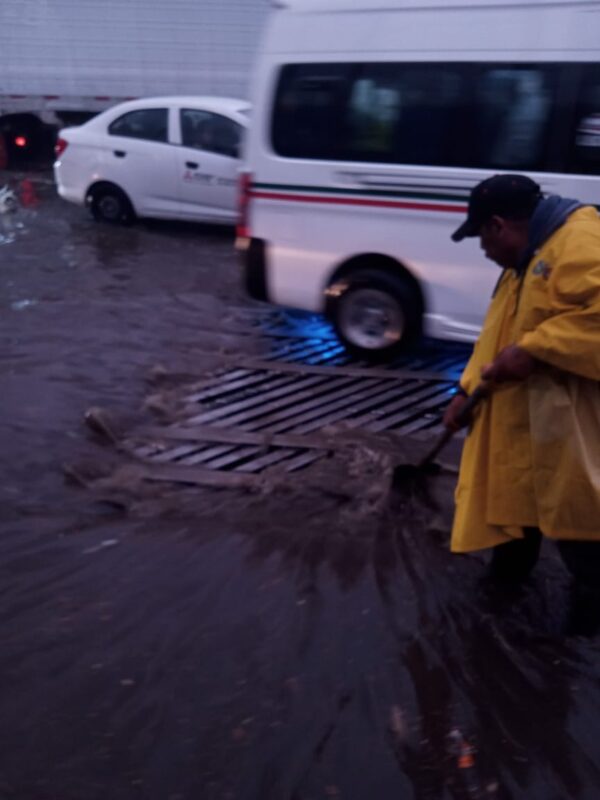 1715763991 958 Toma precauciones se presentan precipitaciones en diferentes puntos de Tultitl