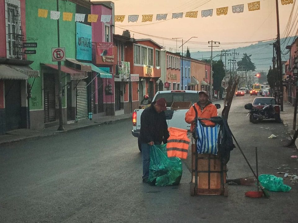 1716000581 111 Nuestras calles no son un basurero