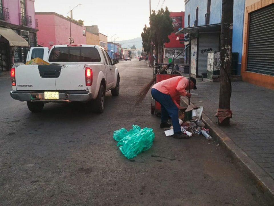 1716000588 Nuestras calles no son un basurero