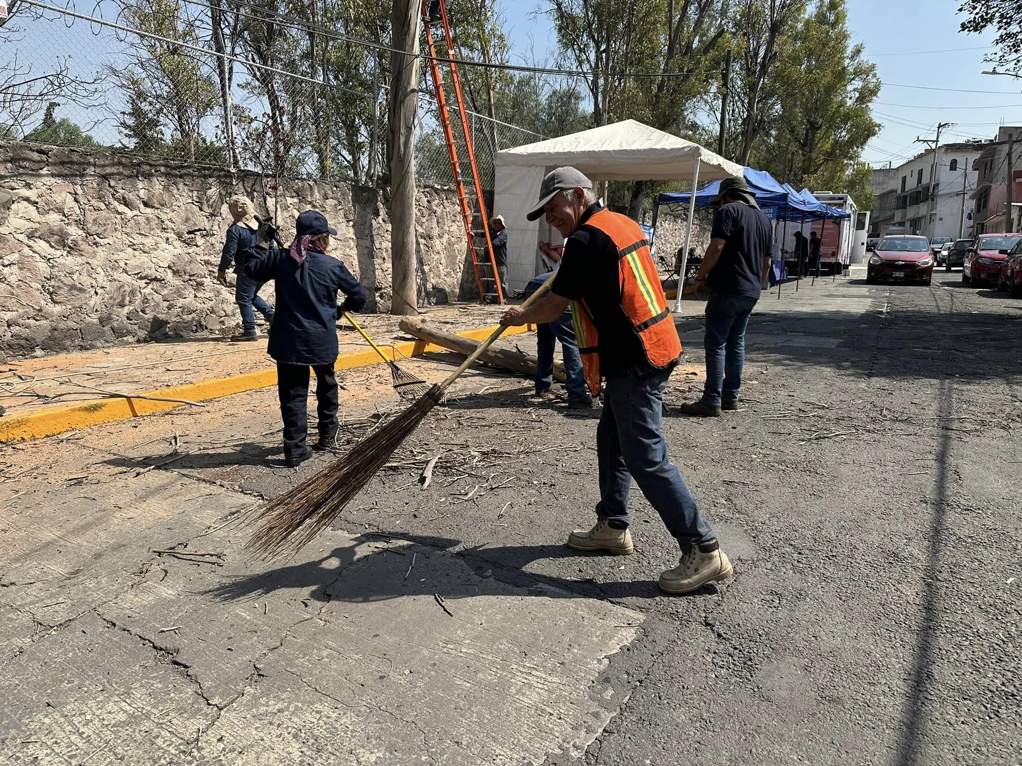 1716033116 530 A traves del programa permanente UnidosTrabajandoPorTuColonia Diferentes areas