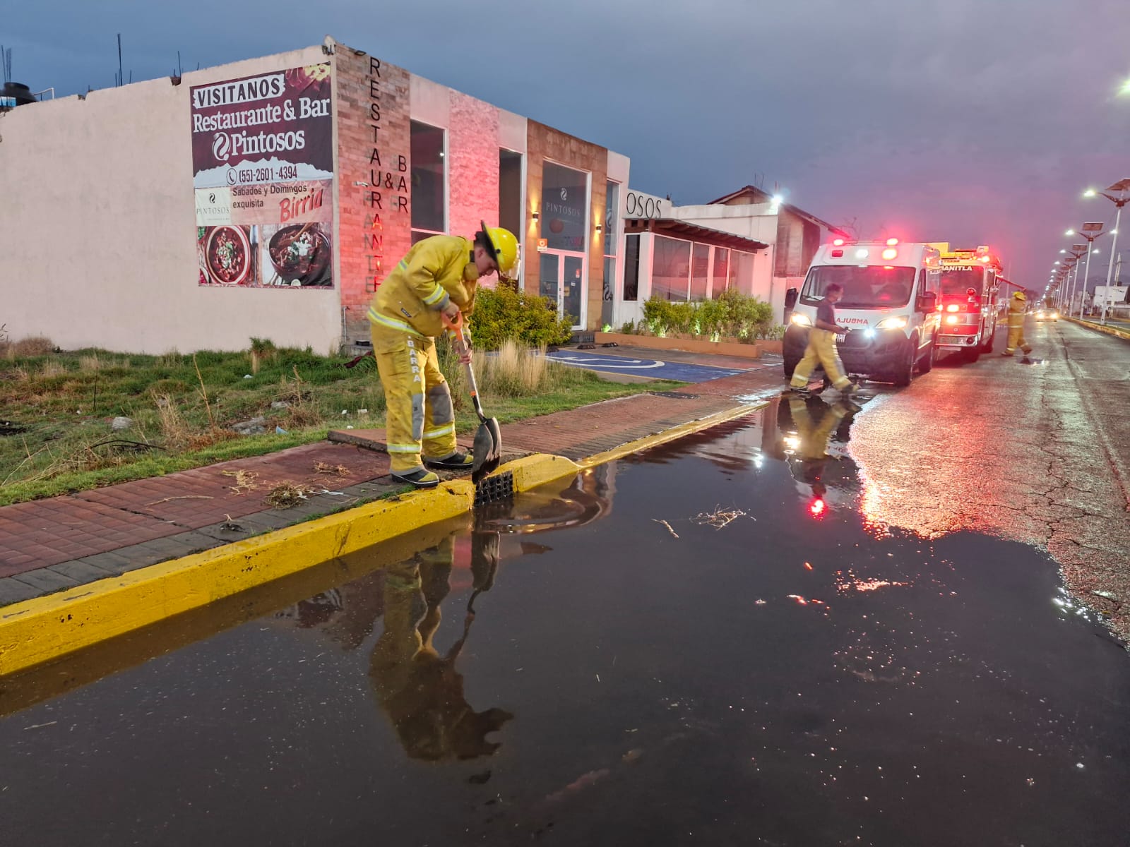 1716884630 330 La Direccion de Proteccion Civil y Bomberos Tonanitla y la