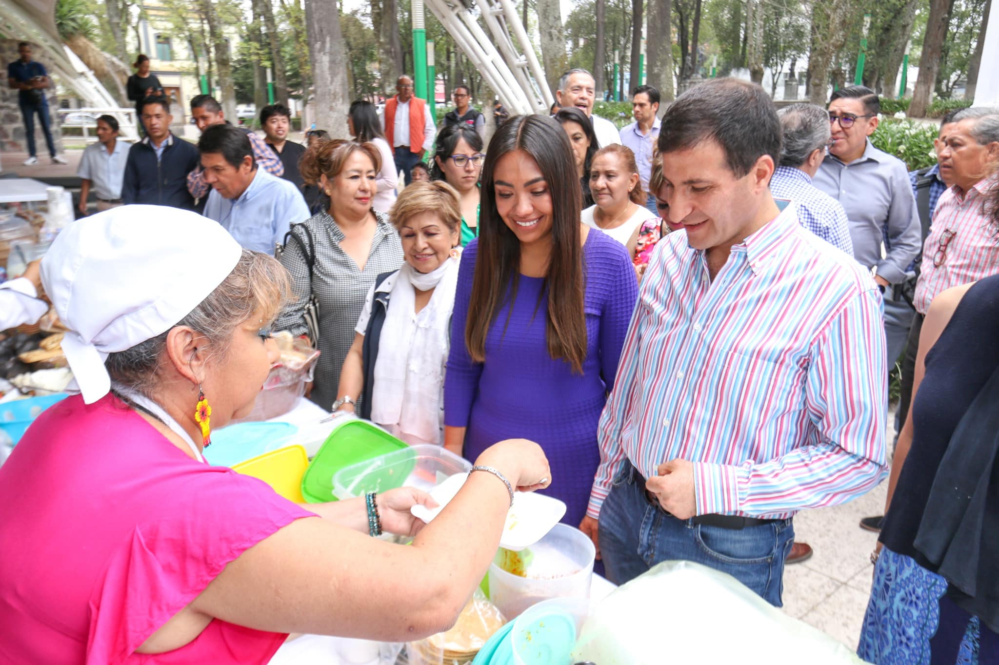 1717101519 562 Hoy junto a la Presidenta Honoraria del Sistema Municipal DIF