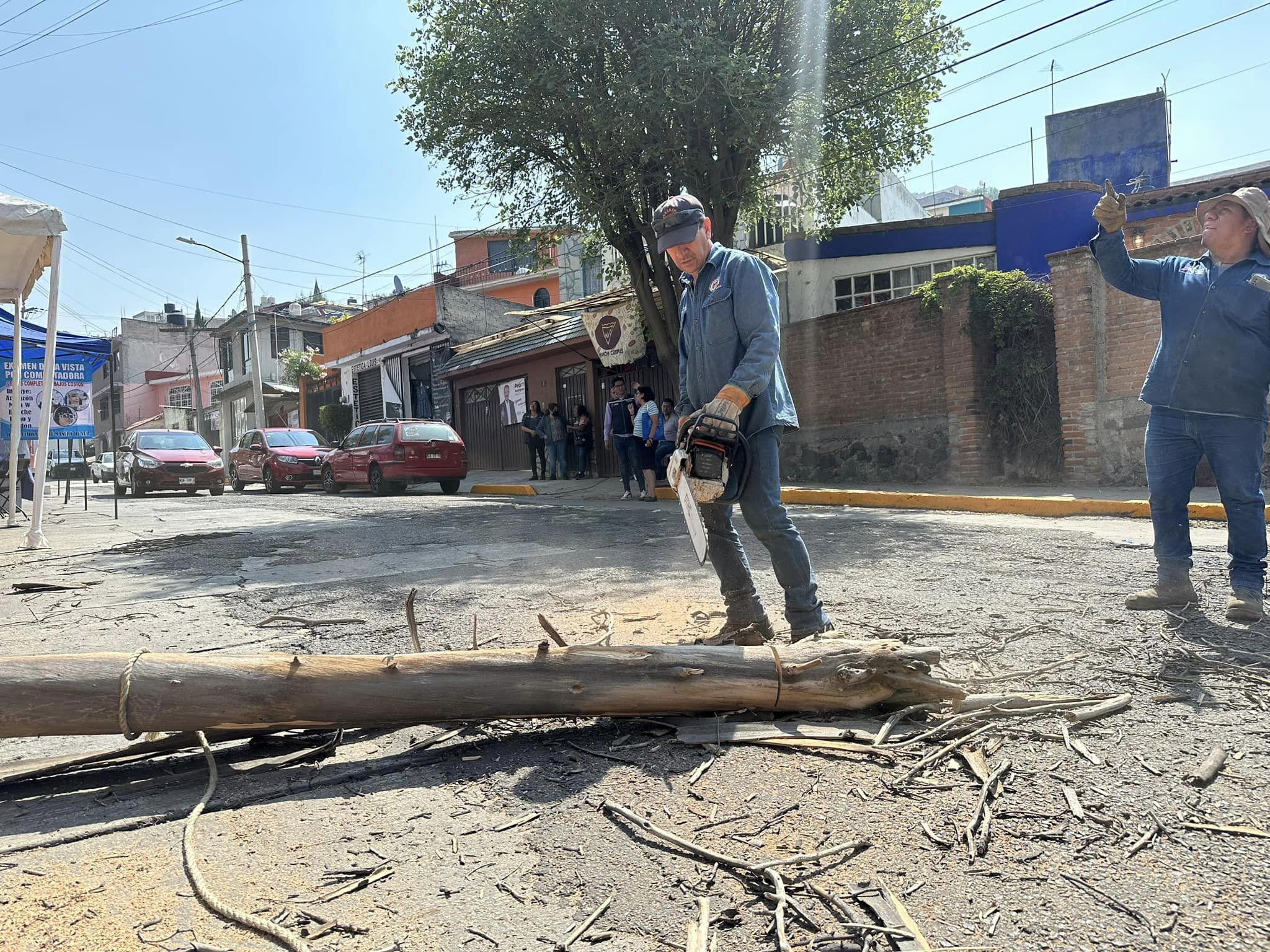 A traves del programa permanente UnidosTrabajandoPorTuColonia Diferentes areas