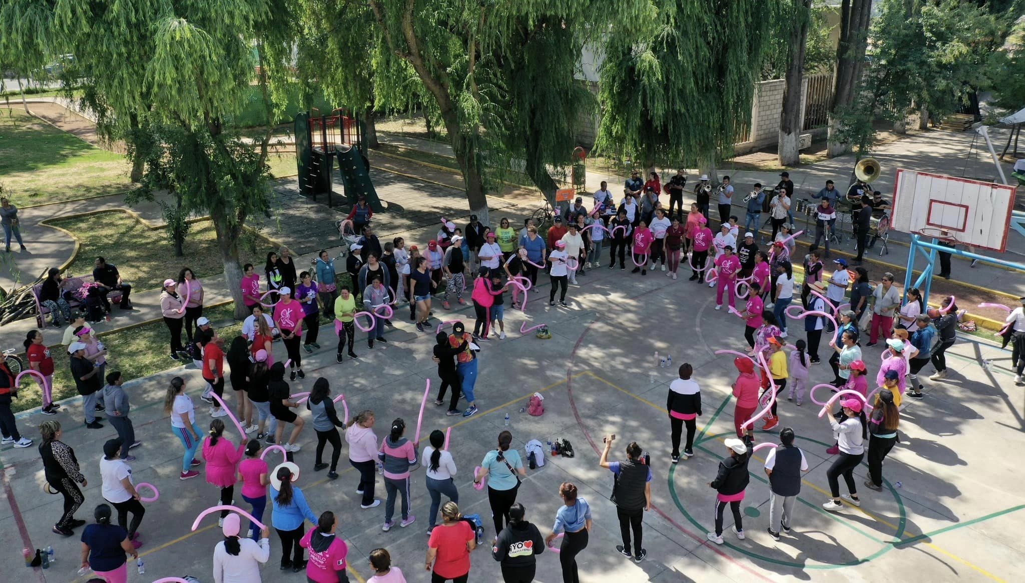 ¡Llego la banda a la clase de ZumbaSabatina