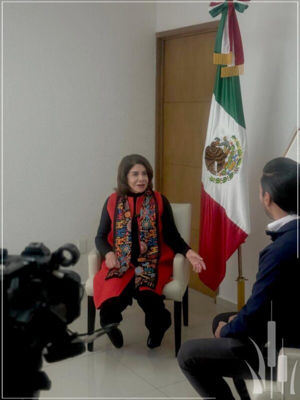 1733041430 La Lcda Elena Garcia tuvo una entrevista con TV Azteca scaled