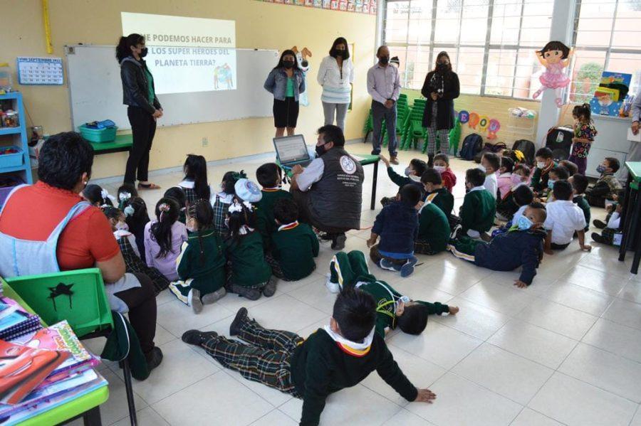 1663016057 550 AUTORIDADES MUNICIPALES DE CHIMALHUACAN CONCIENTIZAN A ALUMNOS SOBRE IMPORTANCIA