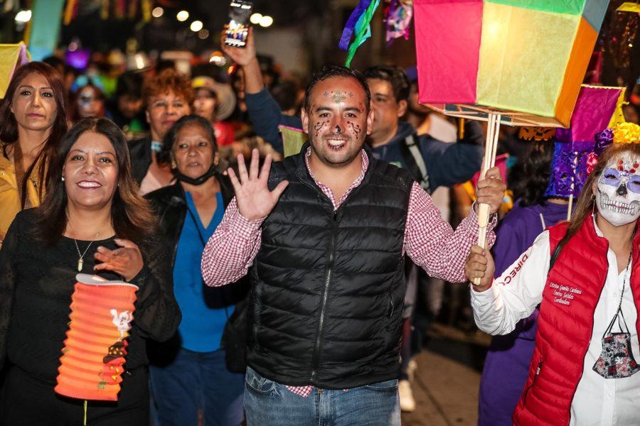 1667332224 283 ¡Las calles de Coacalco se iluminaron con el recorrido de