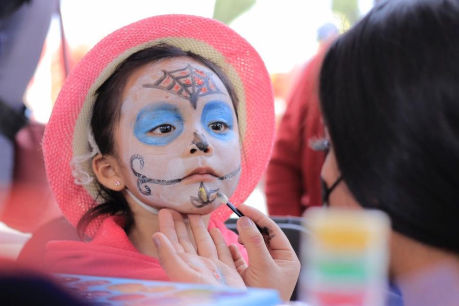 1667335615 53 ¿Ya viste el trabajo del taller de maquillaje alusivo a