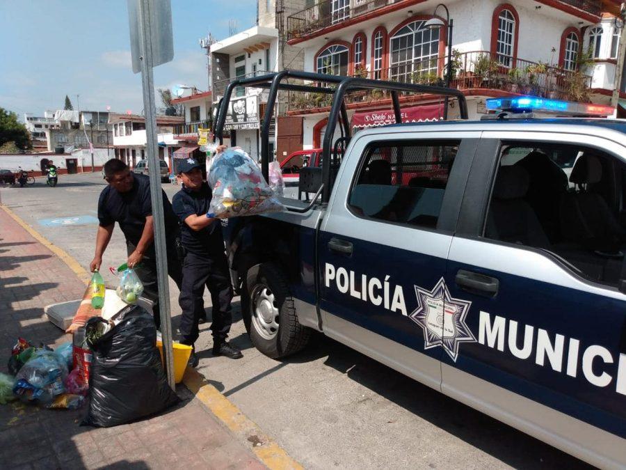 1667421970 Agradecemos el apoyo de Seguridad Publica Municipal quienes en estos