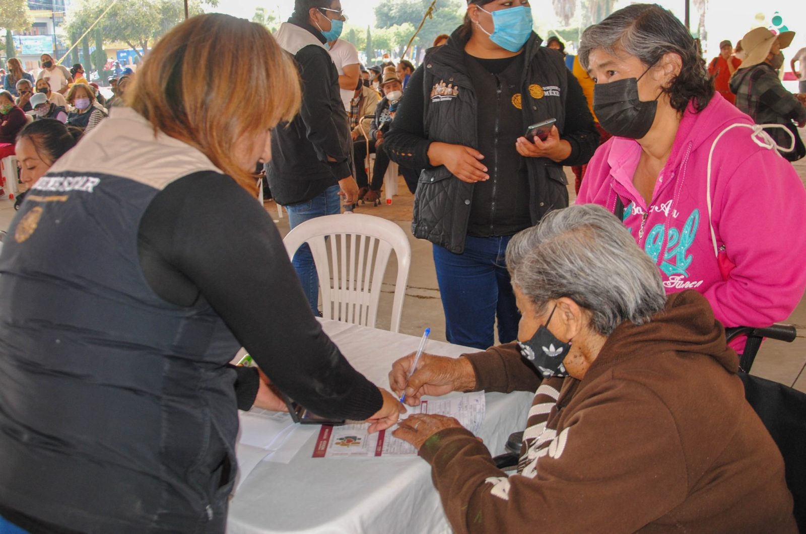 1667660130 225 Seguridad En apoyo a los adultos mayores y personas