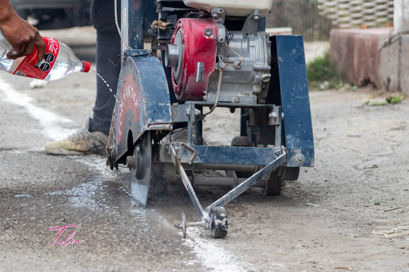 1667828730 549 Inicio de obra Reencarpetado con concreto asfaltico en acceso a