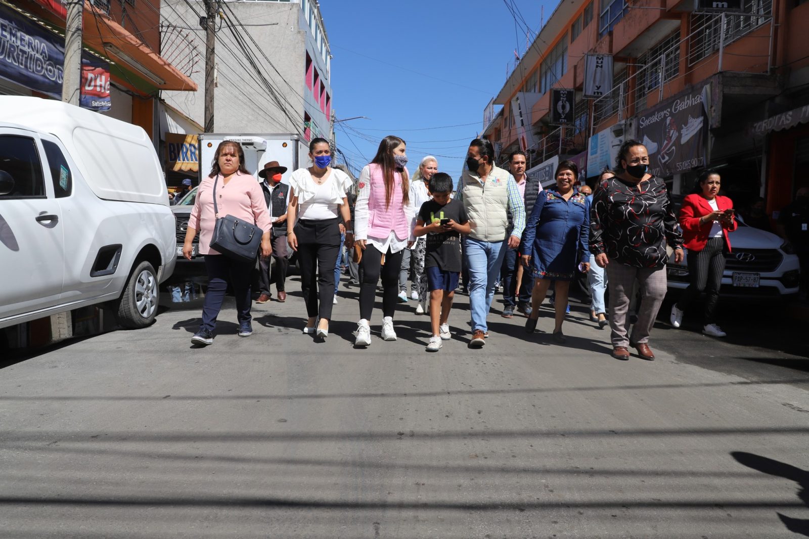 1667917953 277 Durante la inauguracion de la calle General Mariano Escobedo el