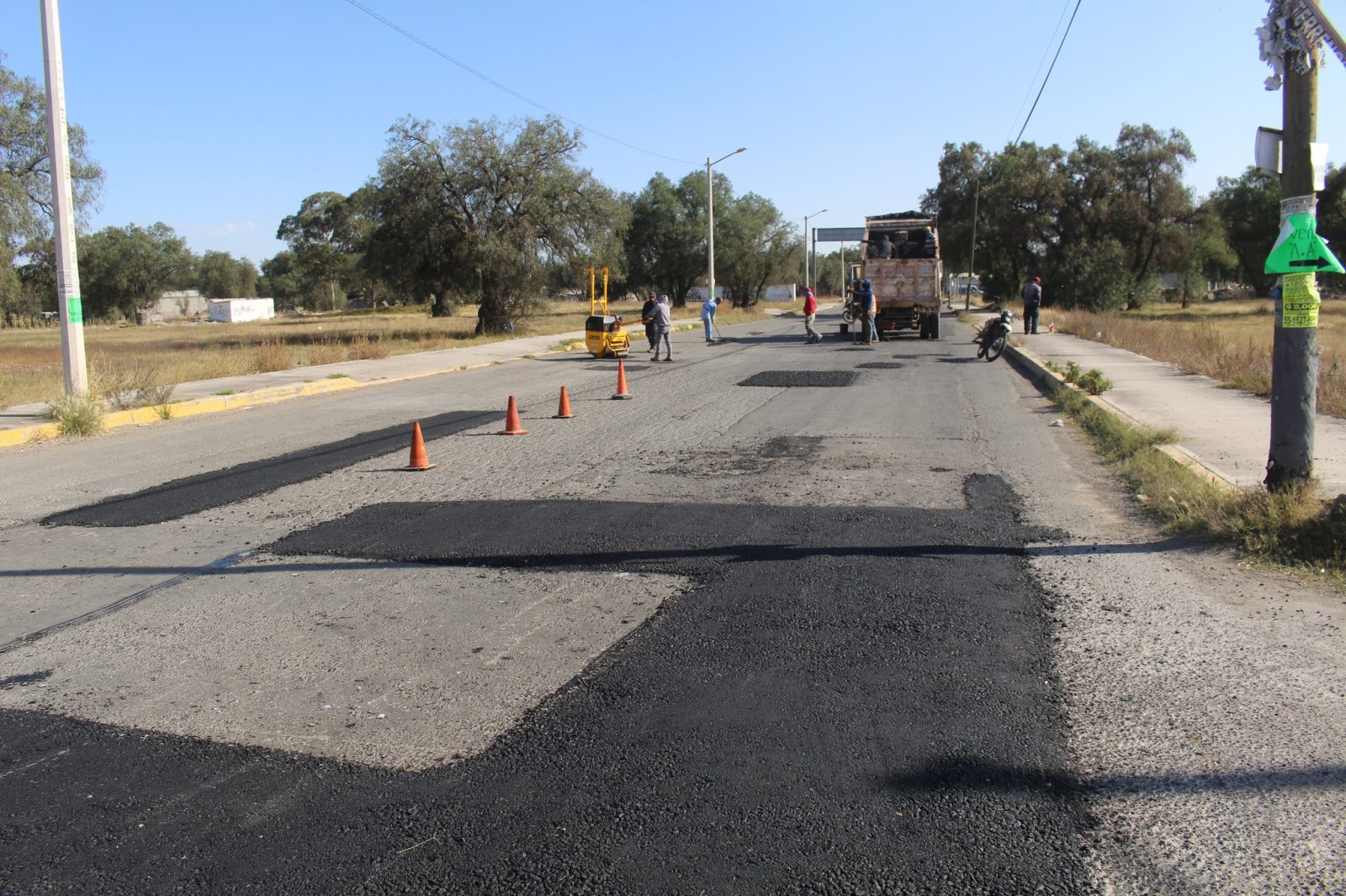 1667930452 479 ¡¡¡PROGRAMA PERMANENTE DE BACHEO EN AVENIDA INDUSTRIA Y COMERCIO