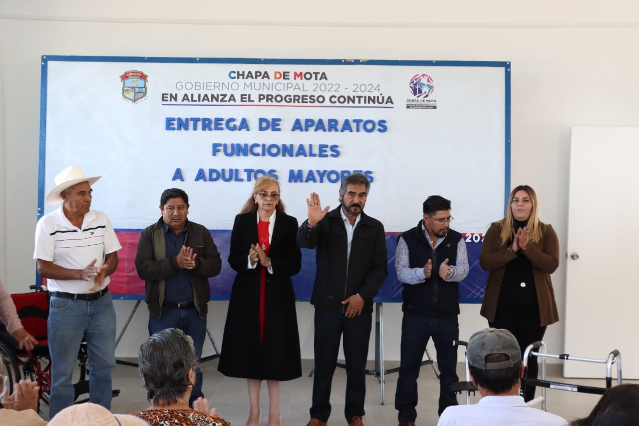 1668014722 244 El Sistema Municipal DIF llevo a cabo la entrega de