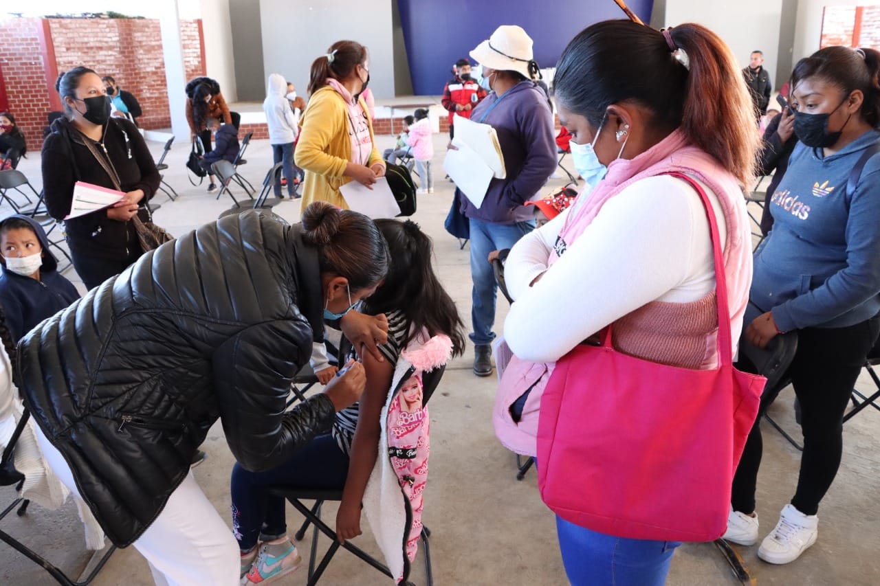 1668102566 716 En este momento se esta realizando la Jornada de Vacunacion