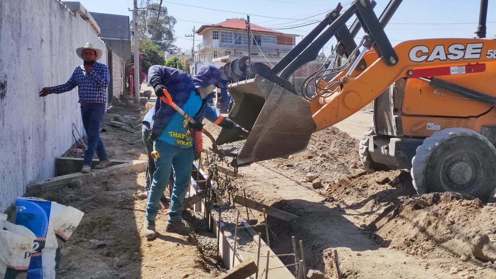 1668110017 909 Supervisamos los avances de la obra pavimentacion con concreto asfaltico