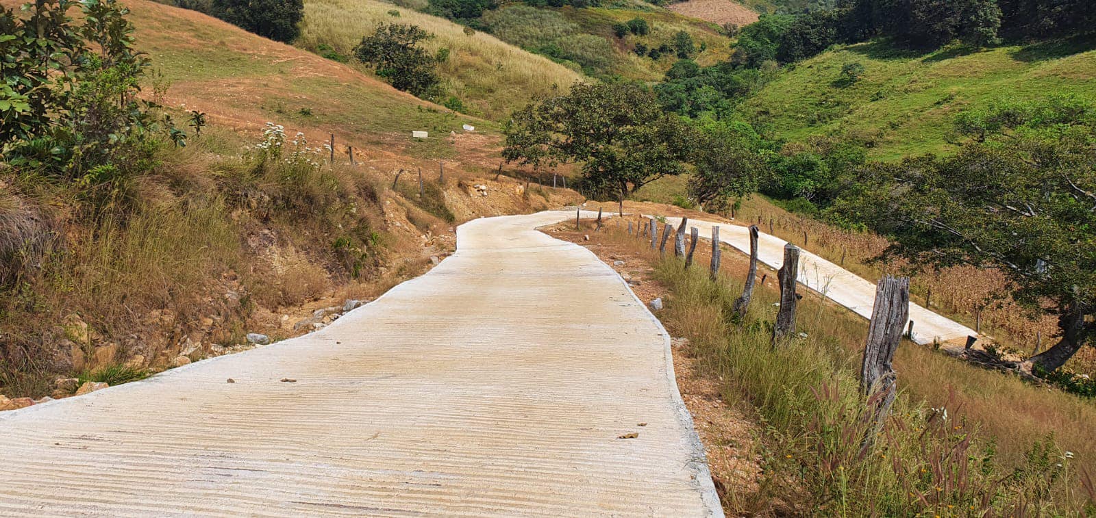 1668287646 325 RLR OBRA PUBLICA Hoy entregamos tres obras de pavimento