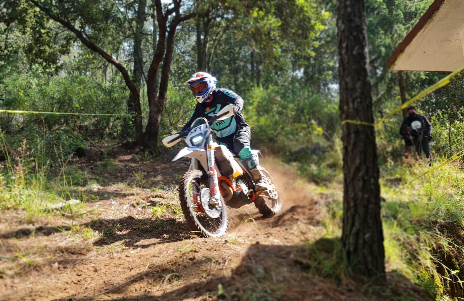 1668382763 115 En Jocotitlan se vivio el segundo campeonato Enduro Metropolitano en