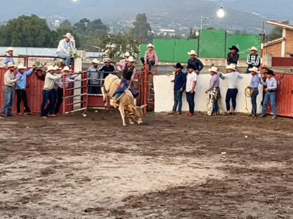 1668432797 459 Concluimos el dia en el lienzo charro en el circuito