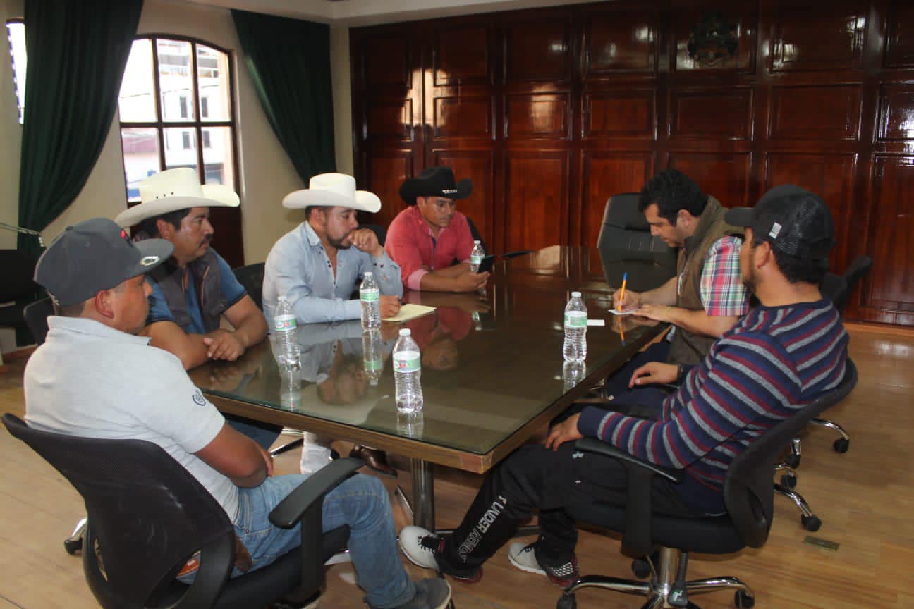 1668517703 Atendiendo las instrucciones de nuestro Presidente Municipal Tono Diaz el