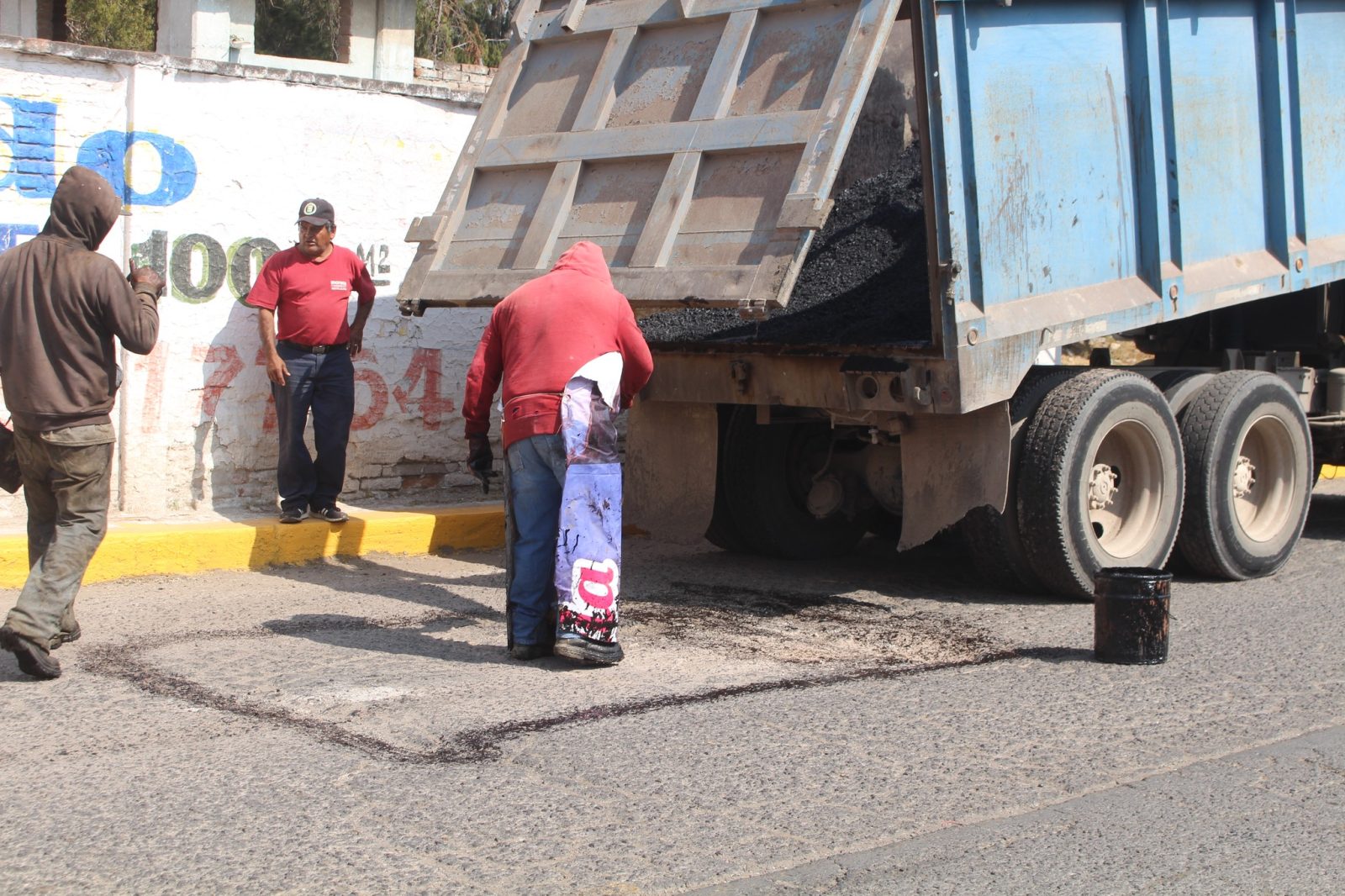 1668536288 139 ¡¡¡BACHEO EN AVENIDA JUAREZ Y AVENIDA UNIVERSIDAD