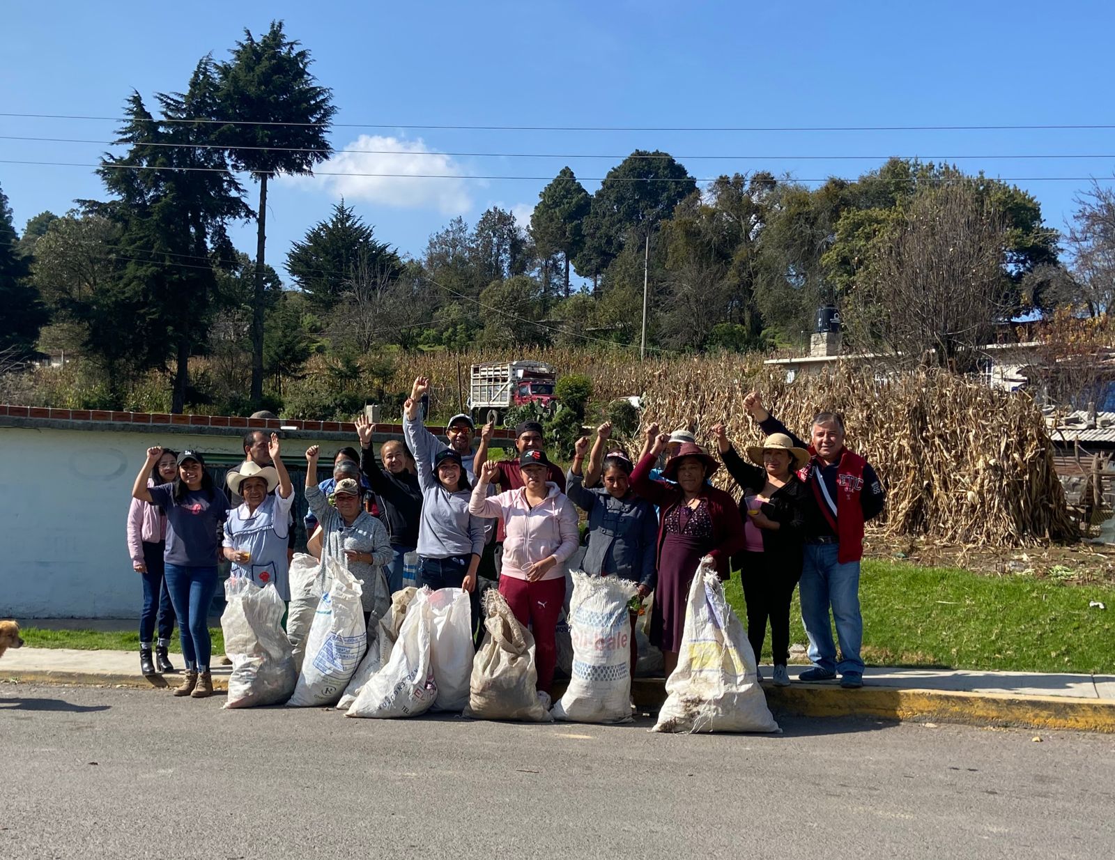 1668537444 397 Continua la campana de recoleccion de residuos por parte de