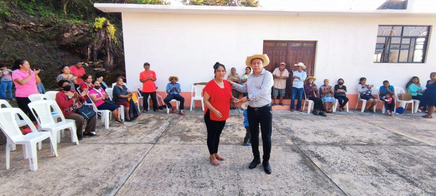 1668556113 Nos reunimos con los vecinos de la comunidad La Cofradia