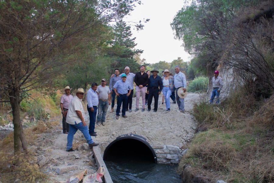 1668607999 350 El Gobierno Municipal realizo la colocacion de tubos en la