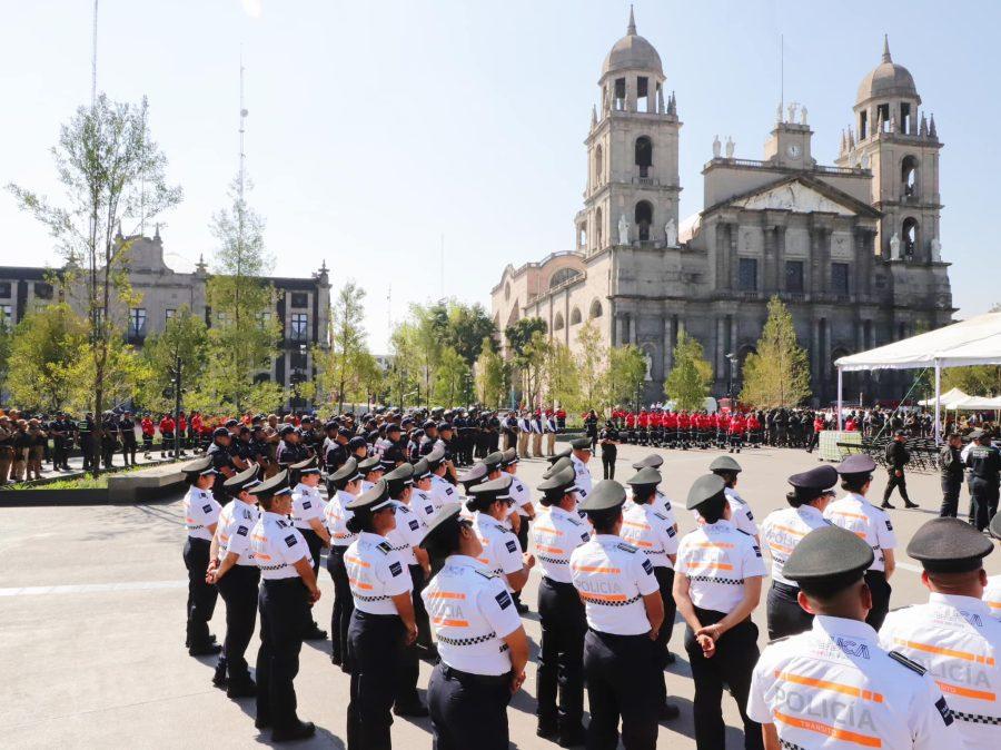 1668641511 789 Nuestro Presidente Municipal Raymundo Martinez Carbajal hizo entrega de los