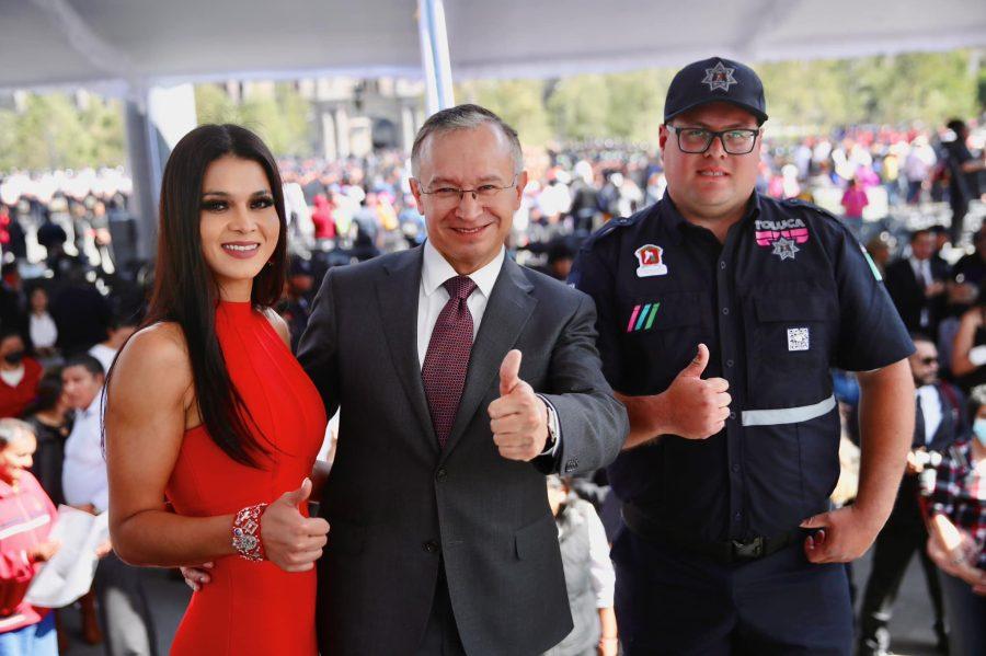 1668641522 Nuestro Presidente Municipal Raymundo Martinez Carbajal hizo entrega de los