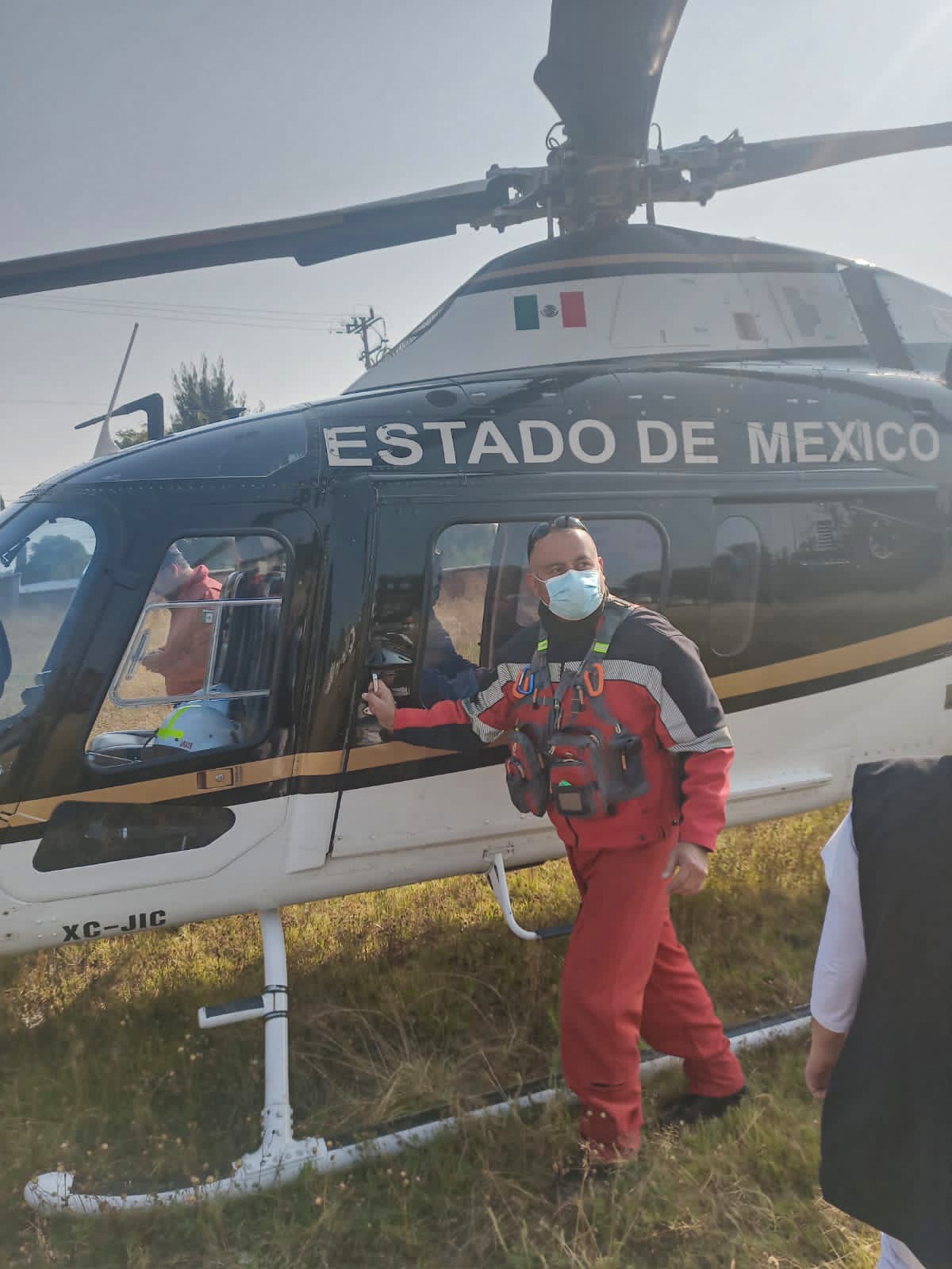 1668702101 409 Hace unos minutos el cuerpo de Bomberos Zumpango en coordinacion