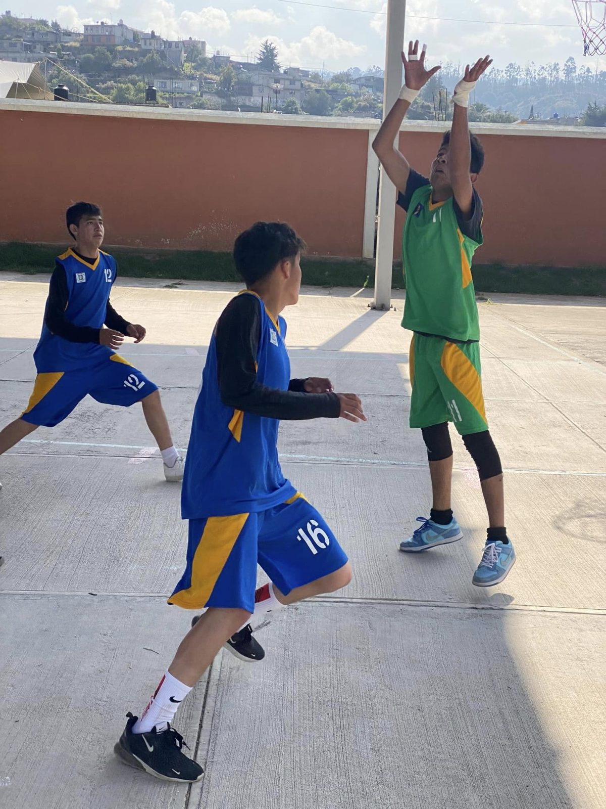 1668714168 65 Continuan los partidos de Basquetbol Tepetlaoxtoc en la