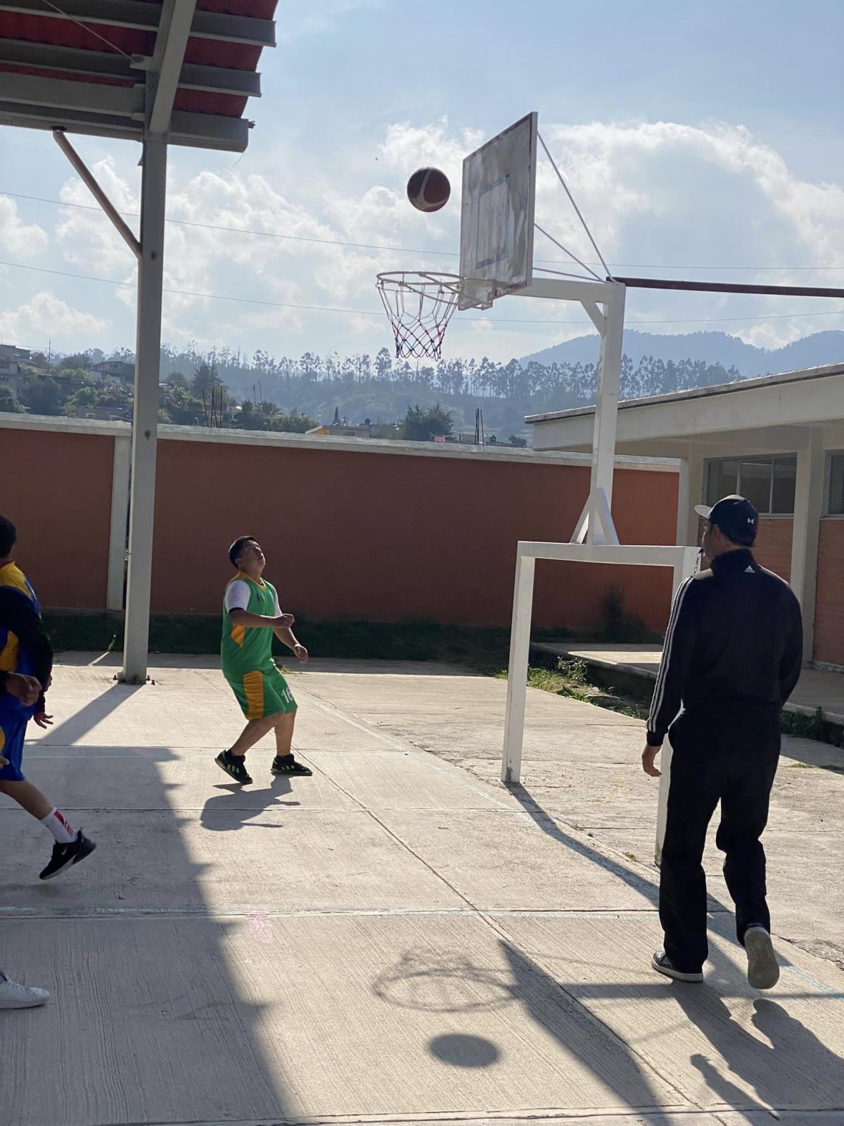 1668714169 326 Continuan los partidos de Basquetbol Tepetlaoxtoc en la