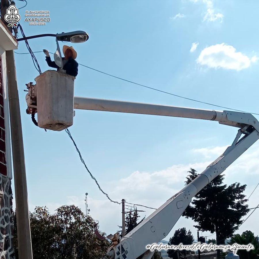 1668885408 951 Los trabajos de la Coordinacion de AlumbradoPublico del H Ayuntamiento