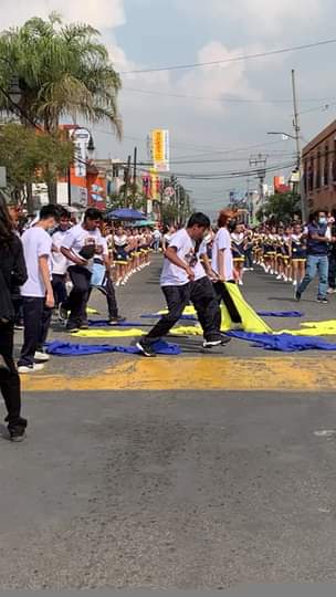 1668899614 Desfile civico deportivo conmemorativo del 112 Aniversario del Inicio